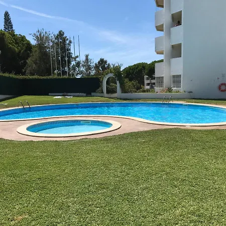 Estudio Com Piscina E Terraco